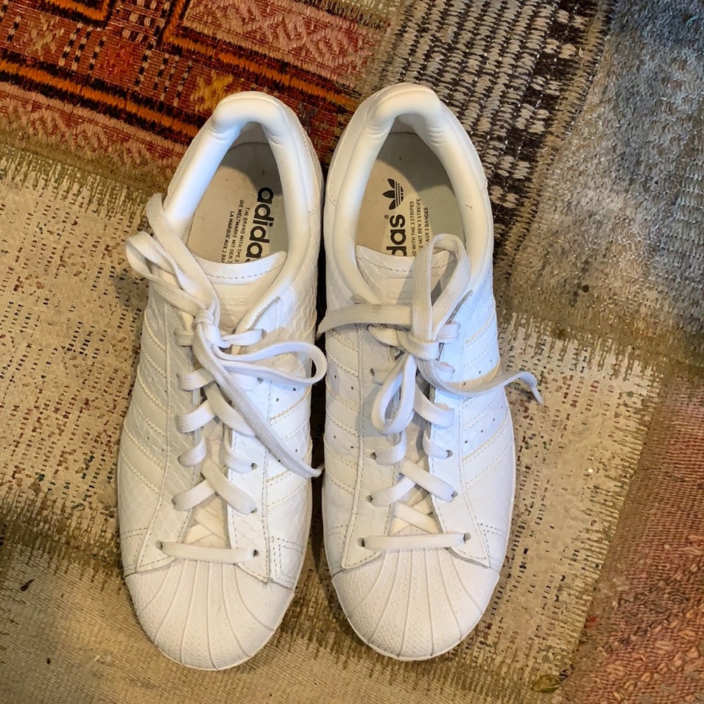 Addidas shell toe womens size 8